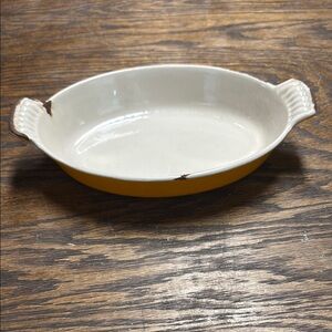 Vintage LE Creuset #20 cast iron dish